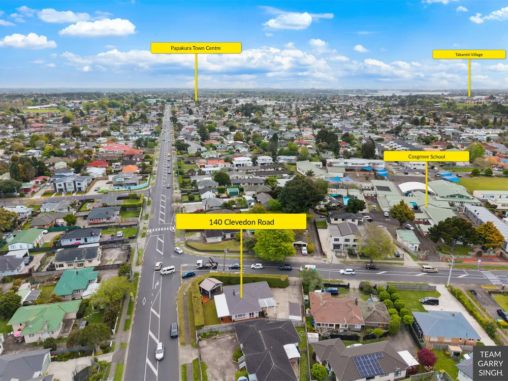Photos of 140 Clevedon Road