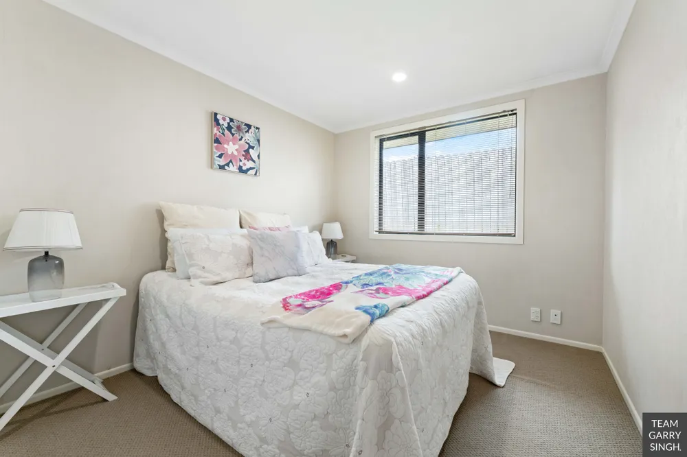 Photos of 24 Mt Lebanon Crescent