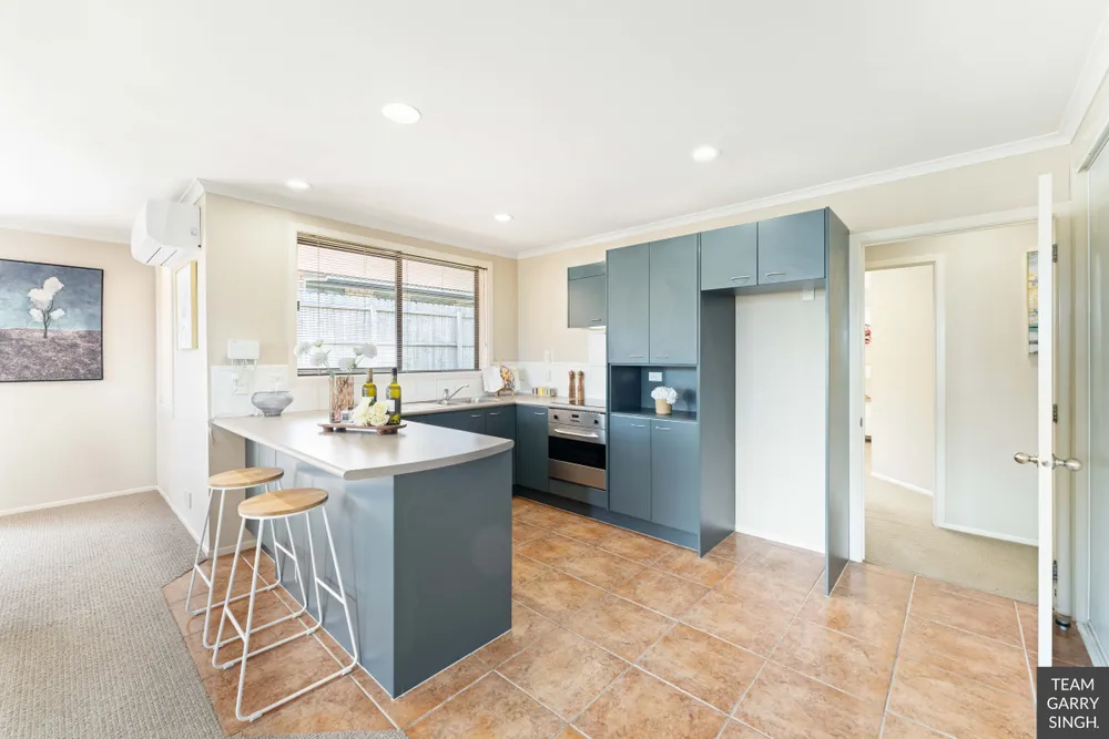 Photos of 24 Mt Lebanon Crescent