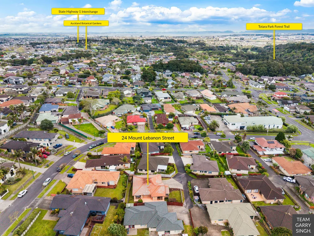 Photos of 24 Mt Lebanon Crescent