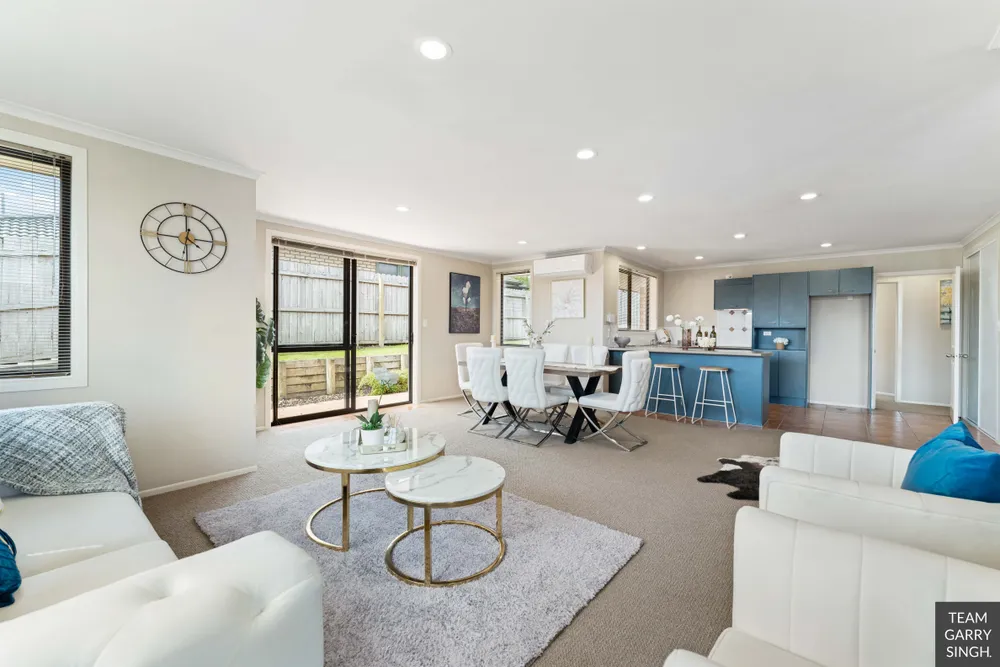 Photos of 24 Mt Lebanon Crescent