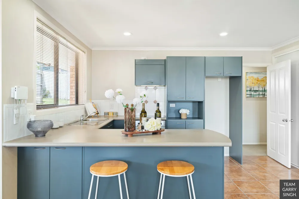 Photos of 24 Mt Lebanon Crescent