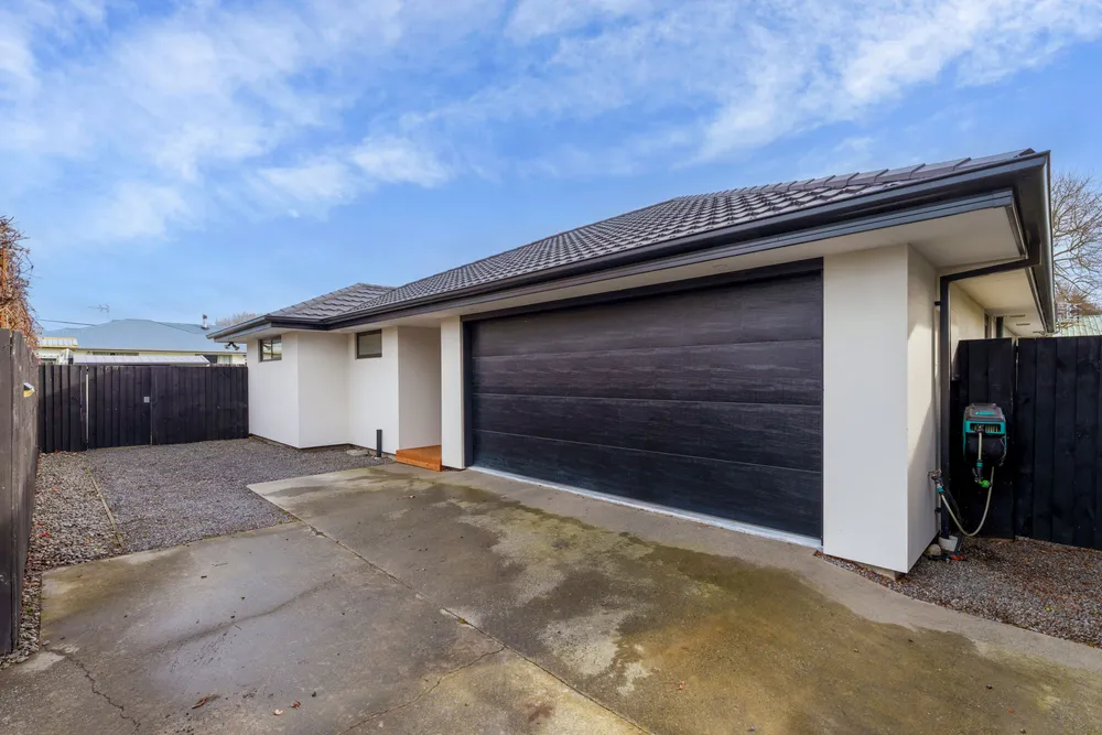 Photos of 16A Riwai Street
