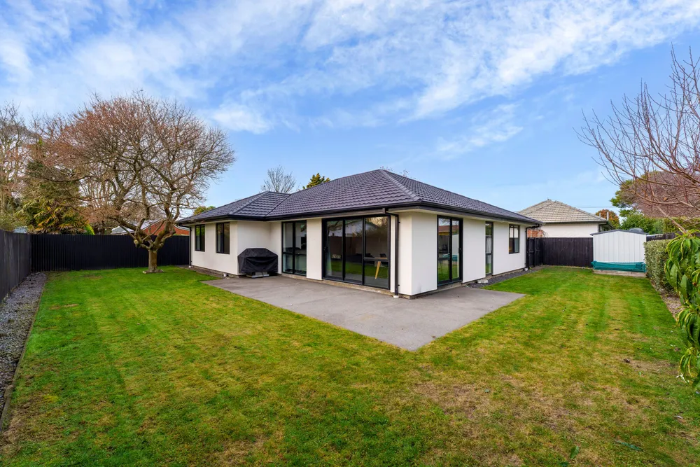 Photos of 16A Riwai Street