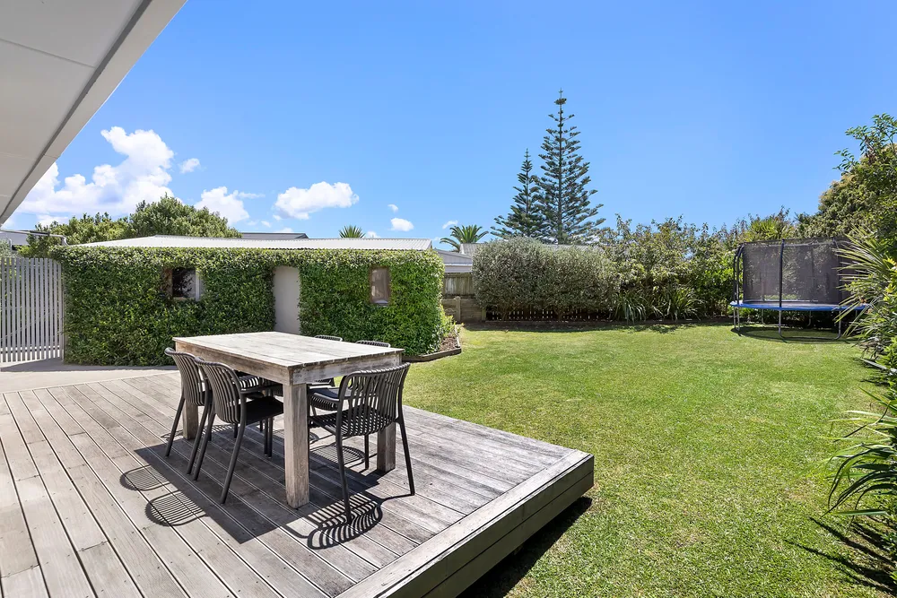 Photos of 1 Mackwood Place