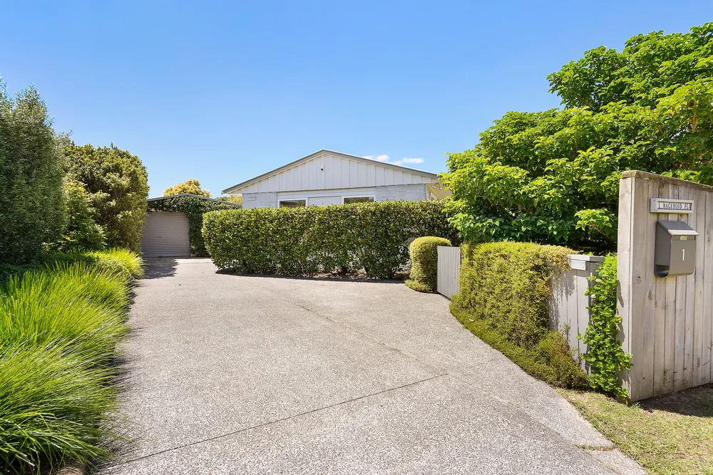 Photos of 1 Mackwood Place