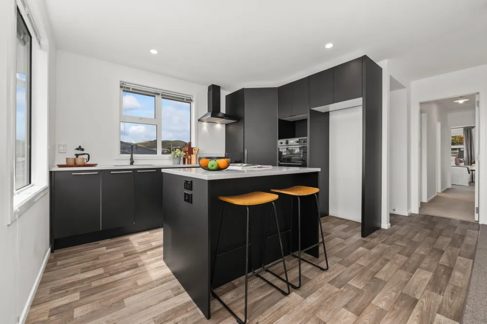 Photos of 25 Beazley Avenue