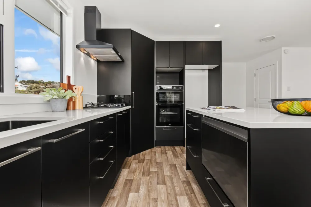 Photos of 25 Beazley Avenue