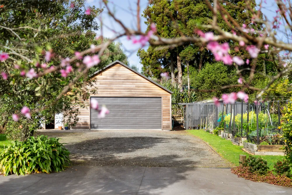 Photos of 241 Beaver Road