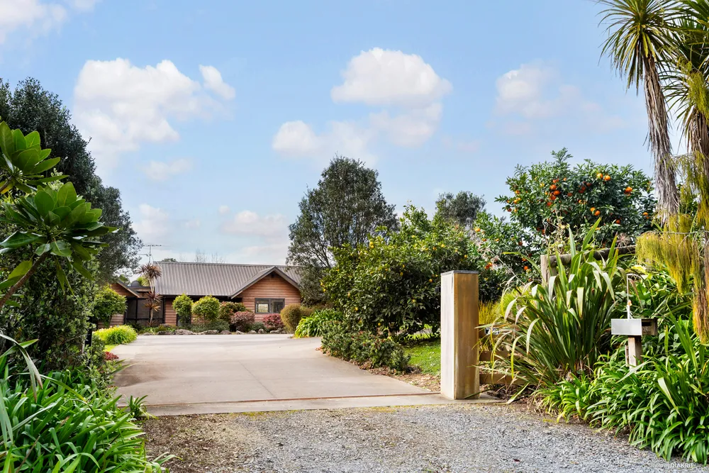 Photos of 241 Beaver Road