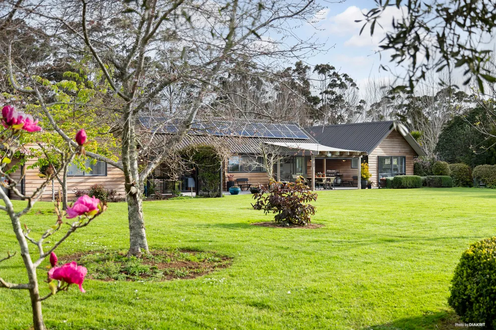 Photos of 241 Beaver Road