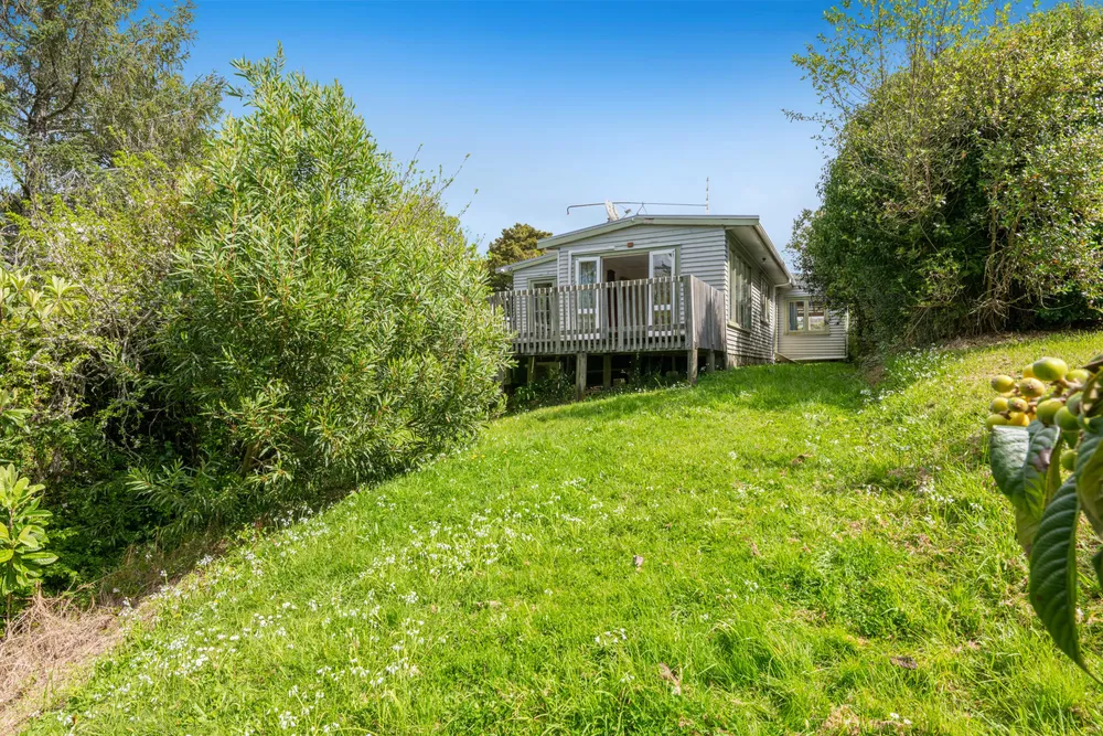Photos of 14 Blue Gum Avenue