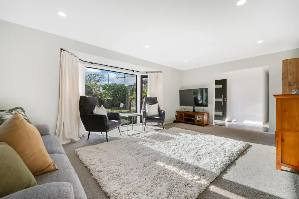 Photos of 50 Loloma Drive