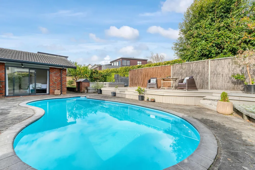 Photos of 50 Loloma Drive