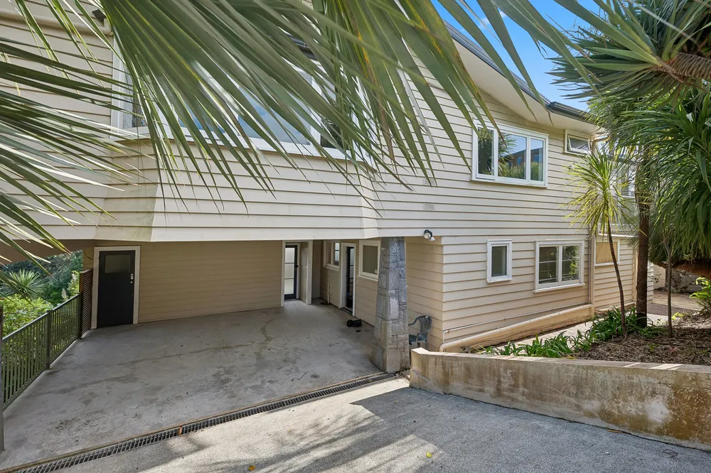 Photos of 1 Wesley Street