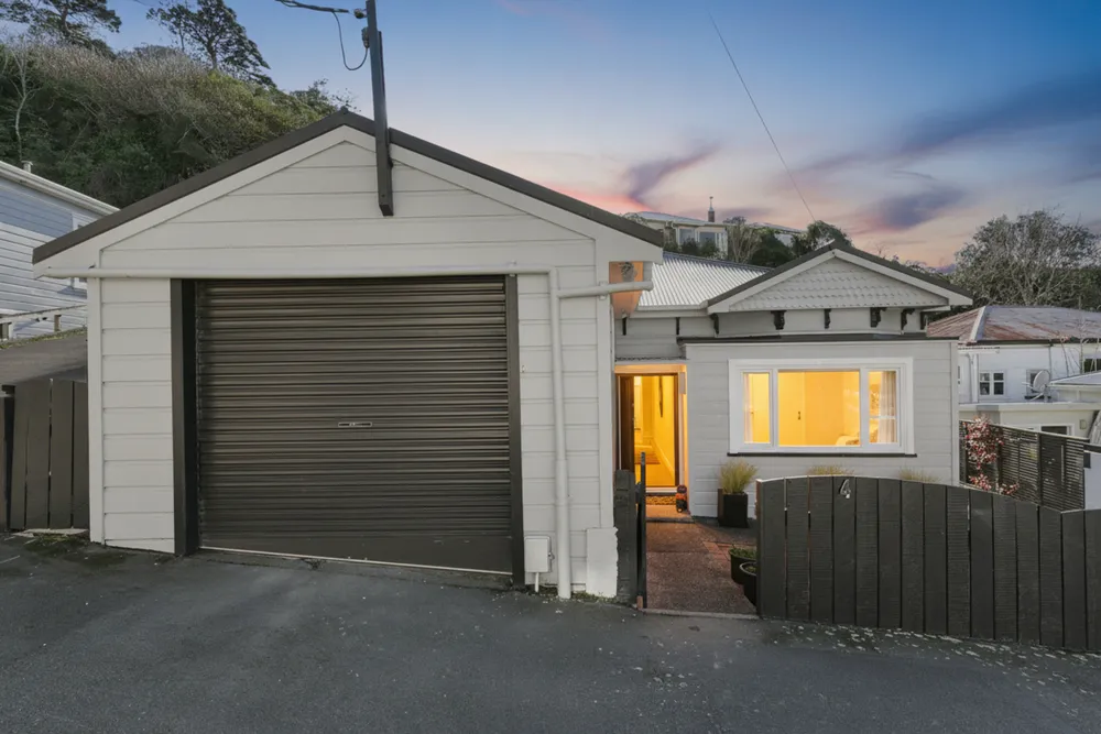 Photos of 4 Reuben Avenue