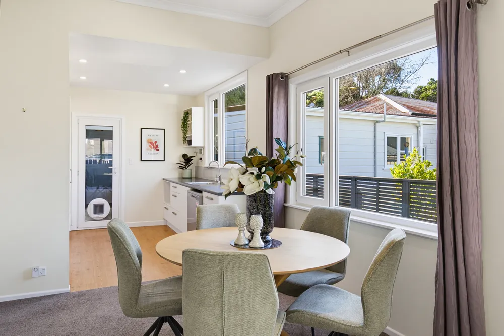 Photos of 4 Reuben Avenue