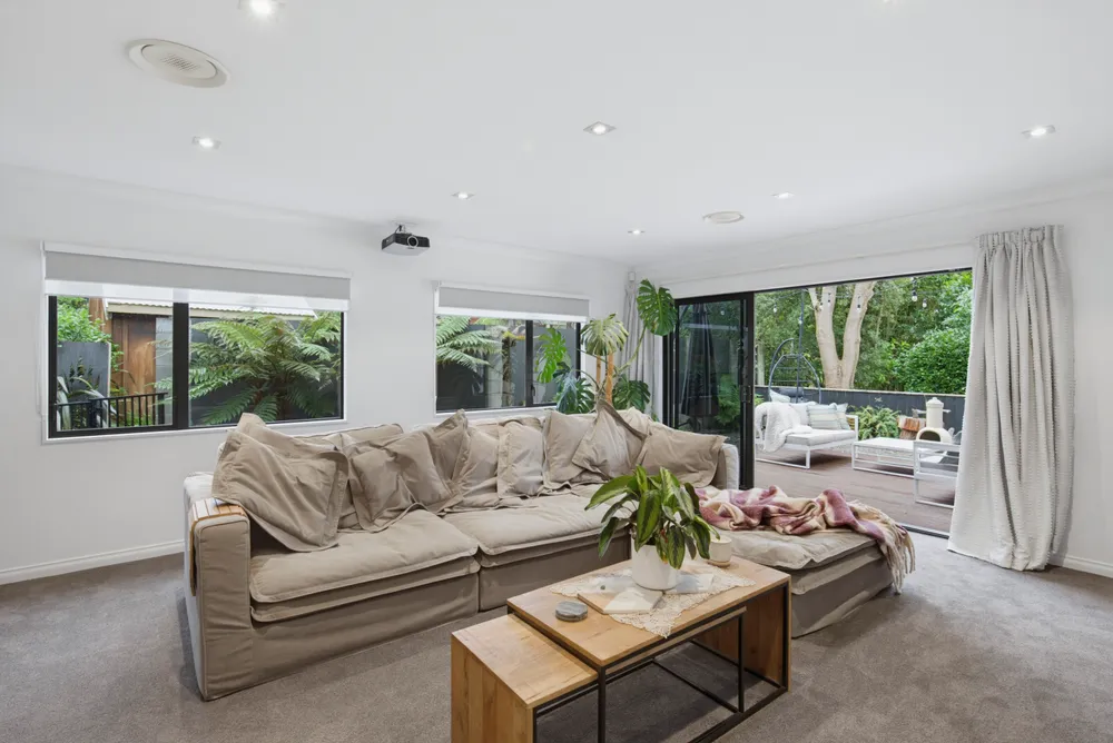 Photos of 56a Wood Leigh