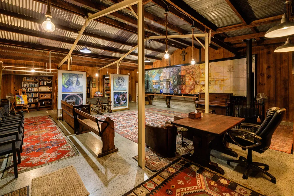 Photos of 526 Lund Road