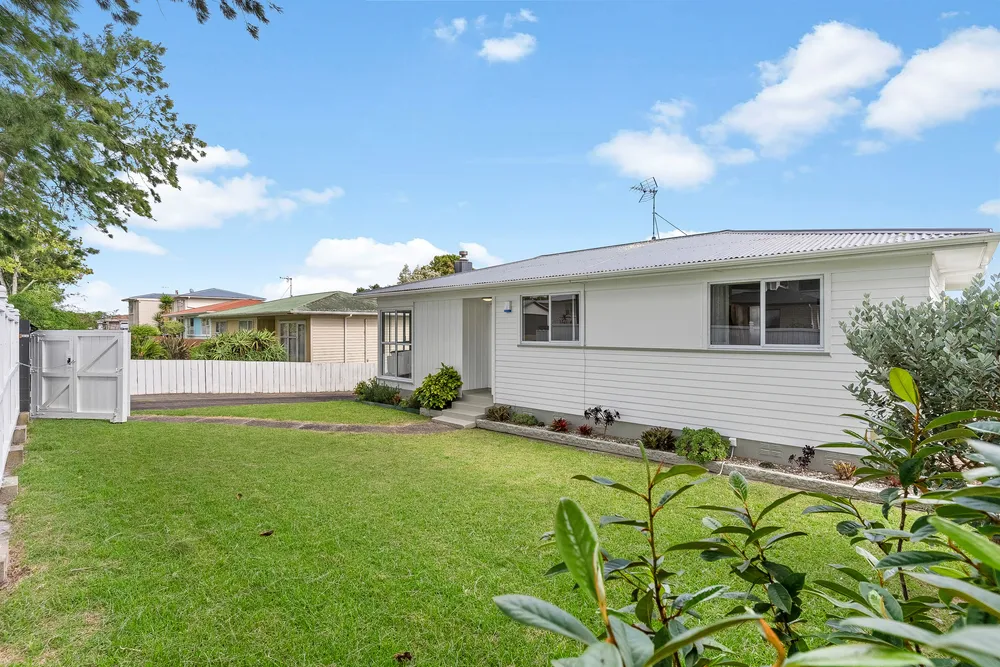 Photos of 35 Pinedale Place