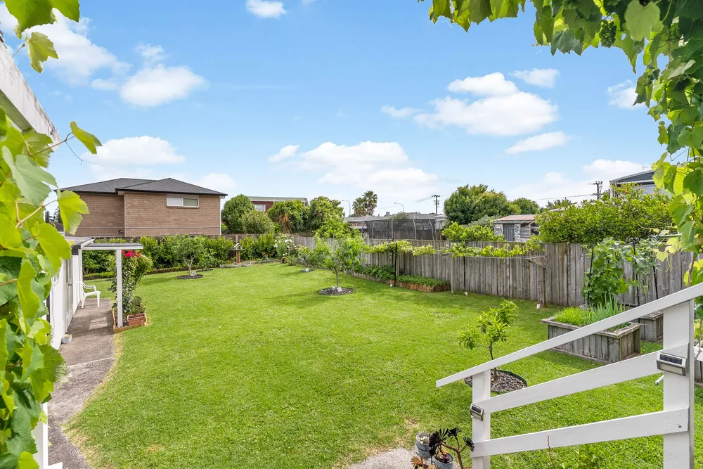 Photos of 35 Pinedale Place