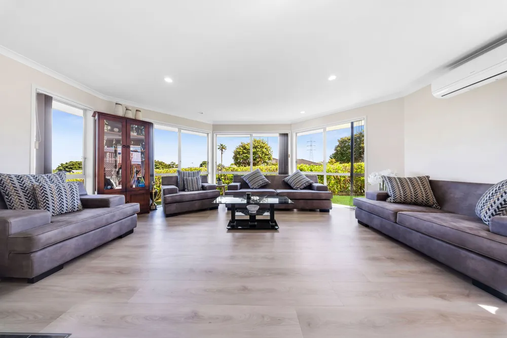 Photos of 209 Hill Road