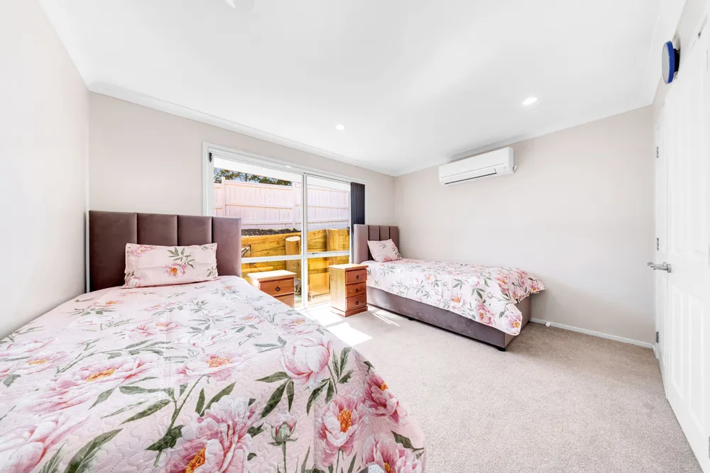 Photos of 209 Hill Road