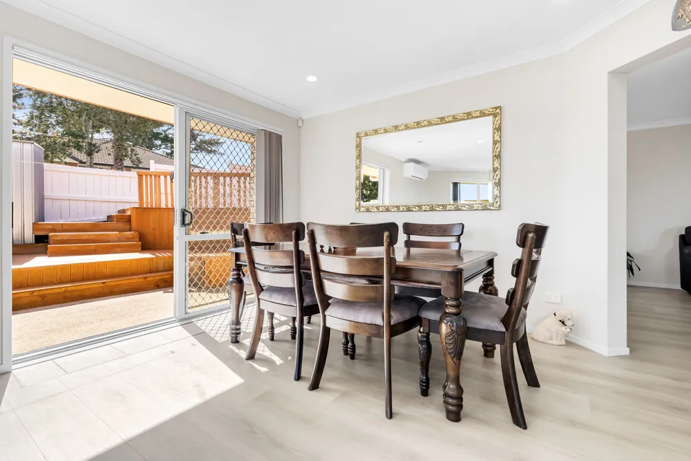 Photos of 209 Hill Road
