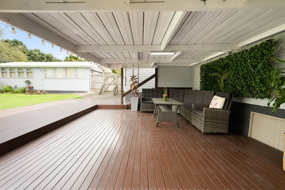 Photos of 17 Leaver Place