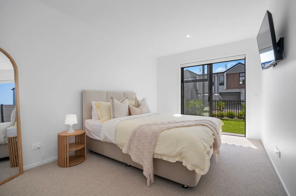 Photos of 38 Constellation Way
