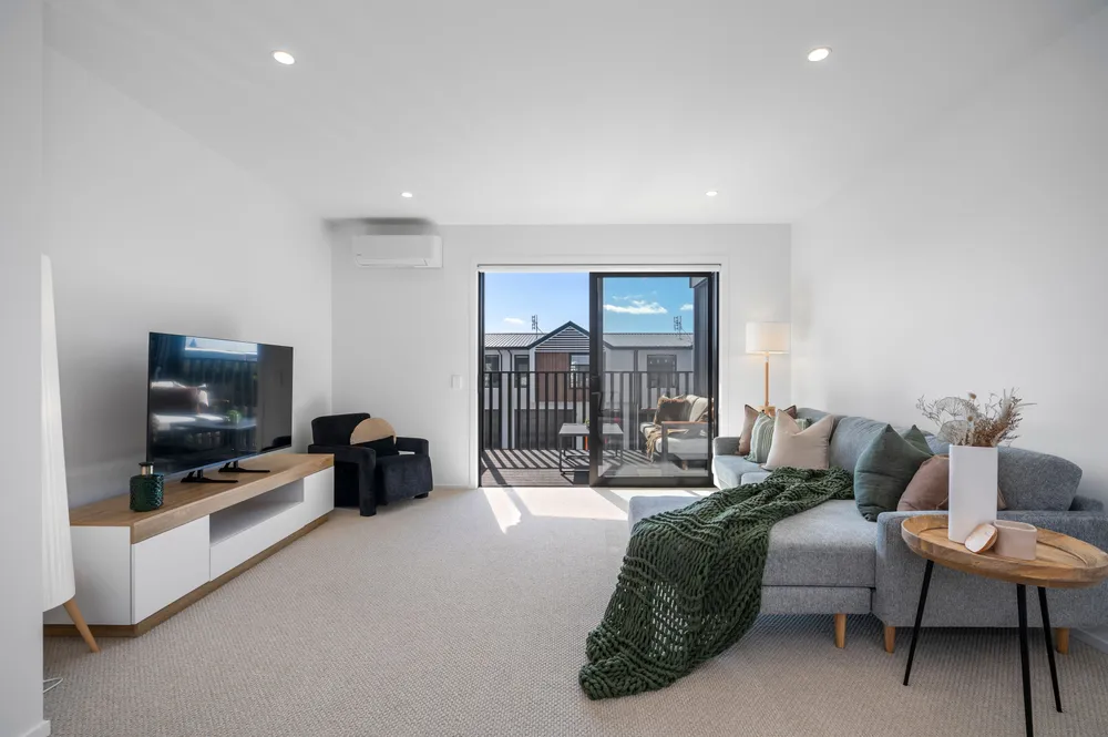 Photos of 38 Constellation Way