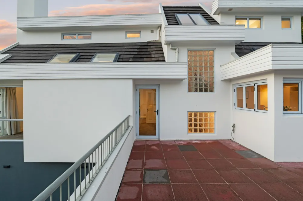 Photos of 19 Enticott Place
