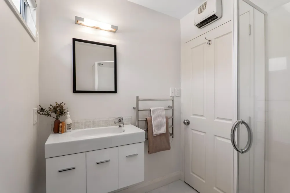 Photos of 19 Enticott Place