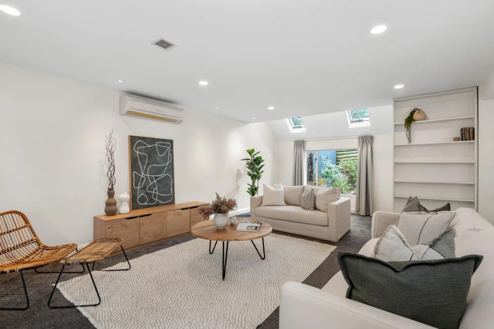Photos of 19 Enticott Place