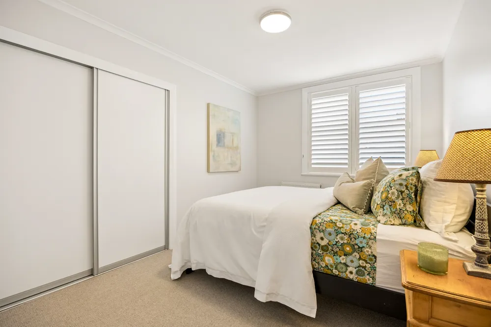 Photos of 53 St Vincent Avenue