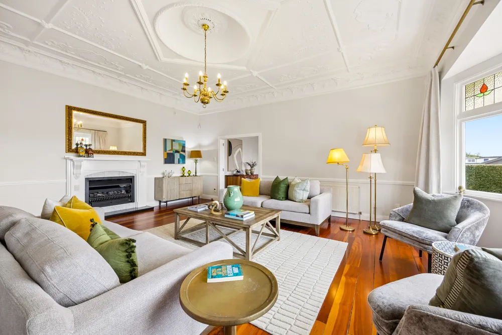 Photos of 53 St Vincent Avenue