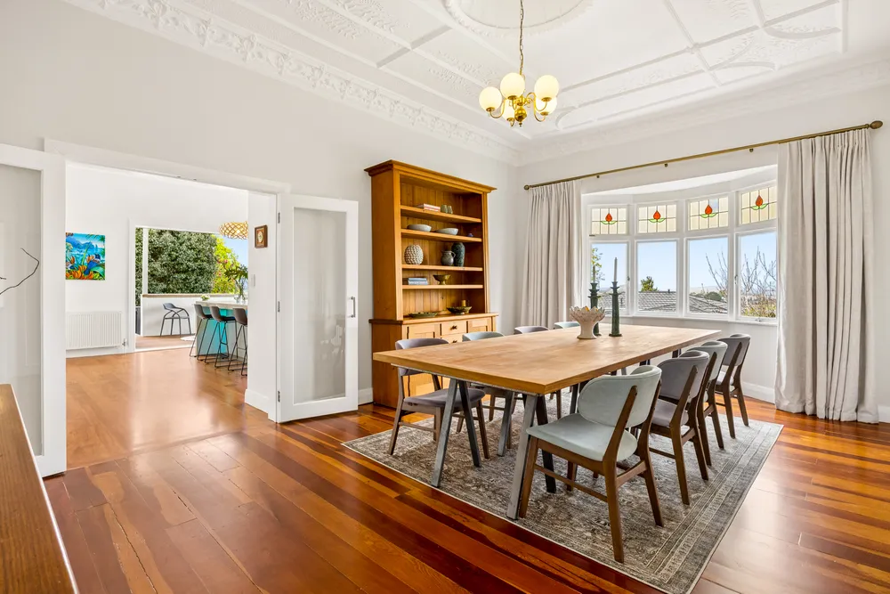Photos of 53 St Vincent Avenue