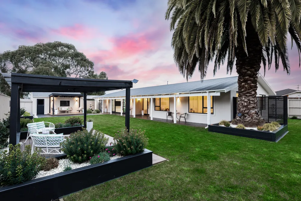 Photos of 18a Colligan Street