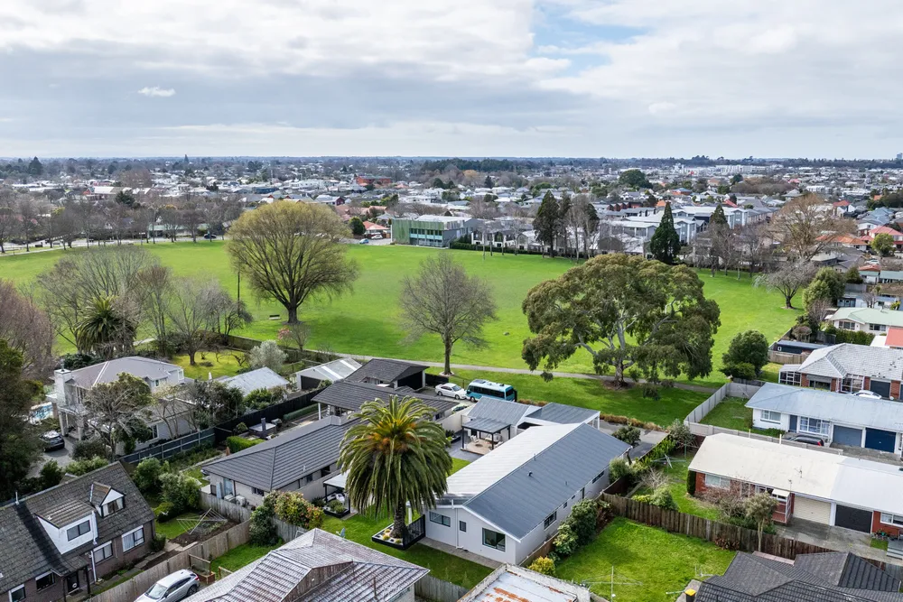 Photos of 18a Colligan Street