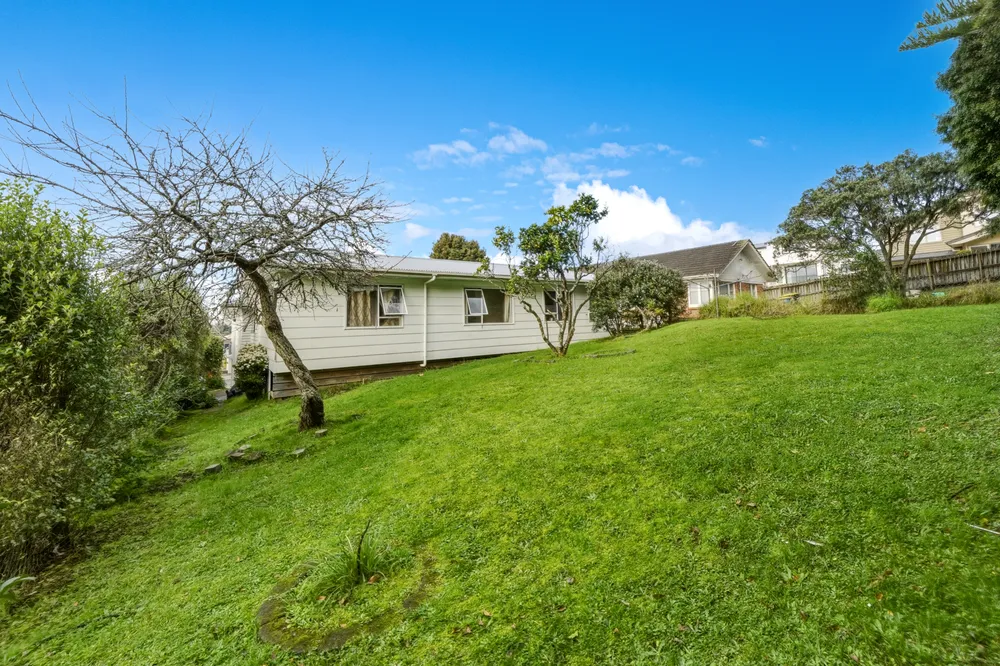 Photos of 12 Bruce Road