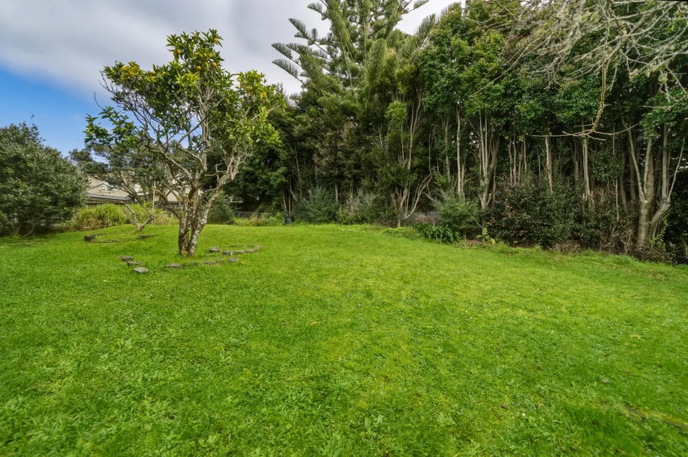 Photos of 12 Bruce Road