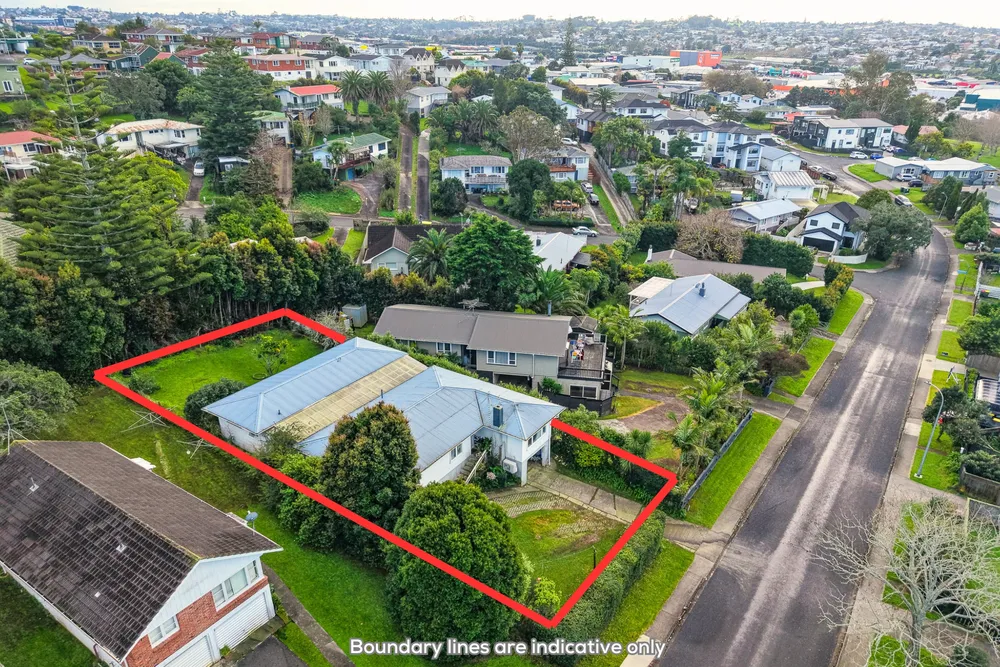 Photos of 12 Bruce Road