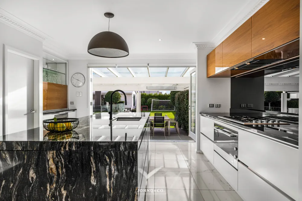 Photos of 75 St Andrews Road
