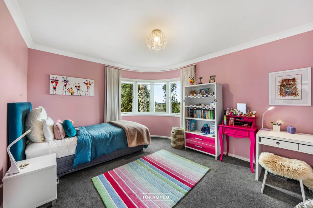 Photos of 75 St Andrews Road