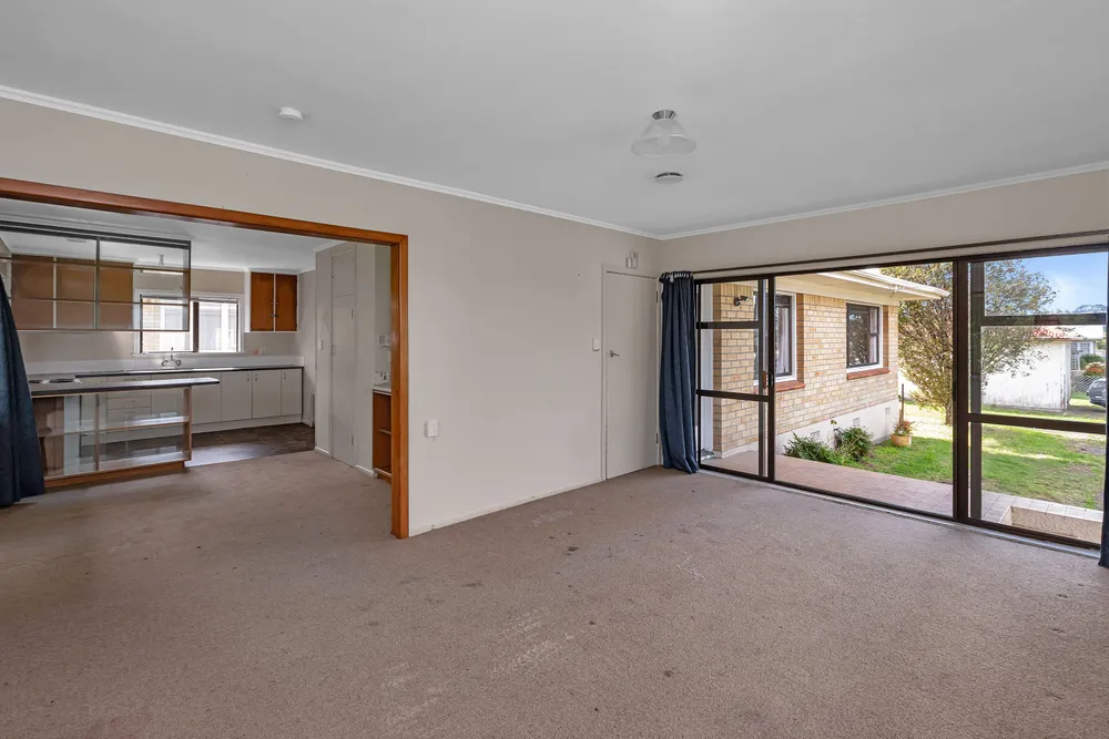 Photos of 1 Korau Road