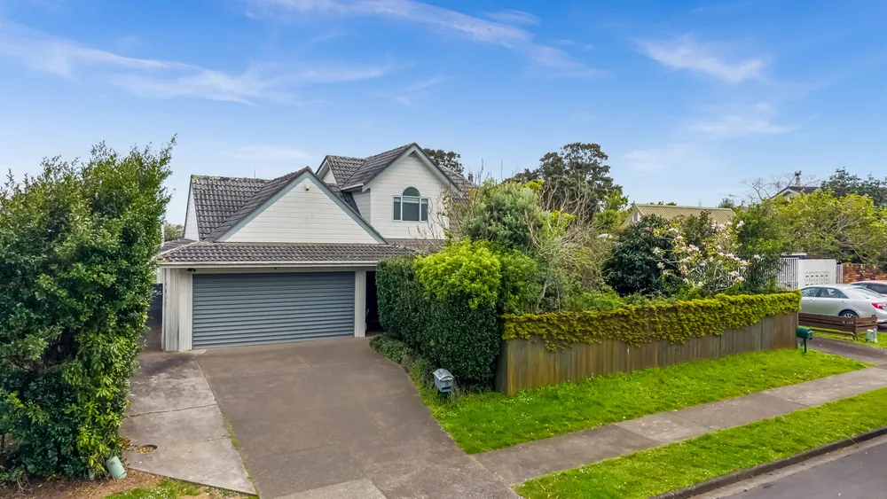 Photos of 9 Priestley Drive