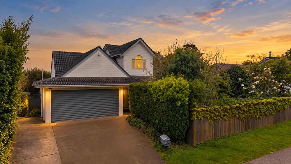 Photos of 9 Priestley Drive