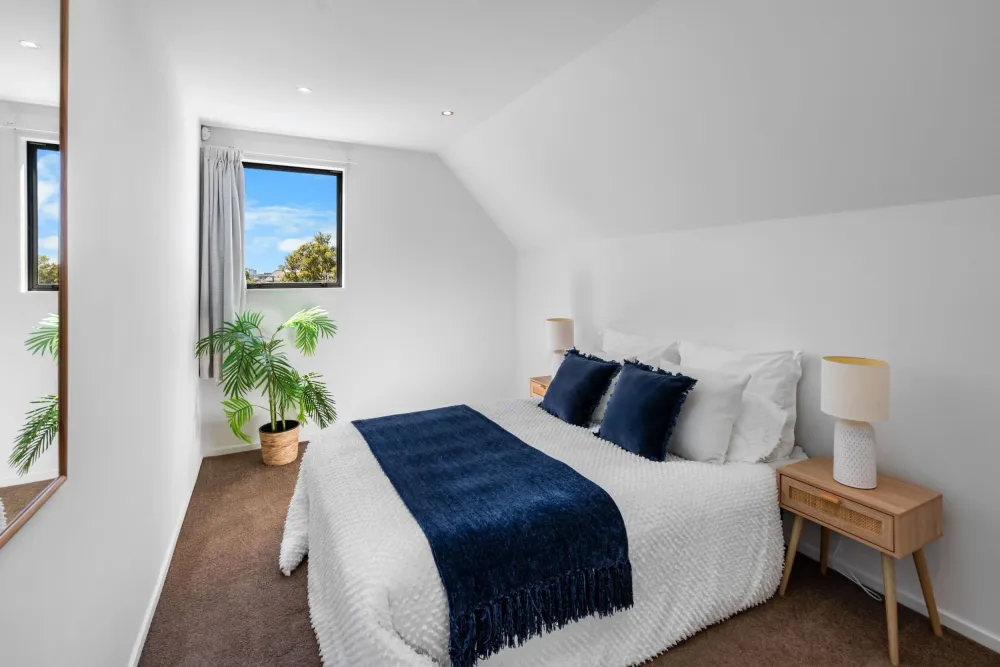 Photos of 25A Huxley Street