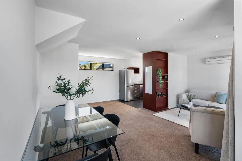 Photos of 25A Huxley Street