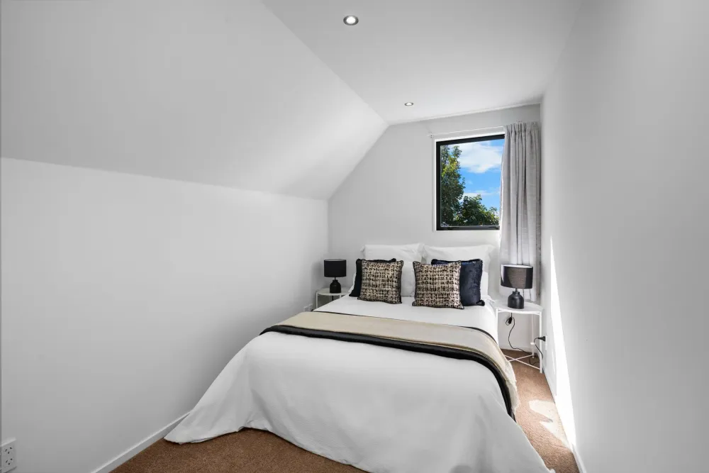 Photos of 25A Huxley Street